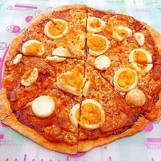 スパムと茹で卵のピザ
